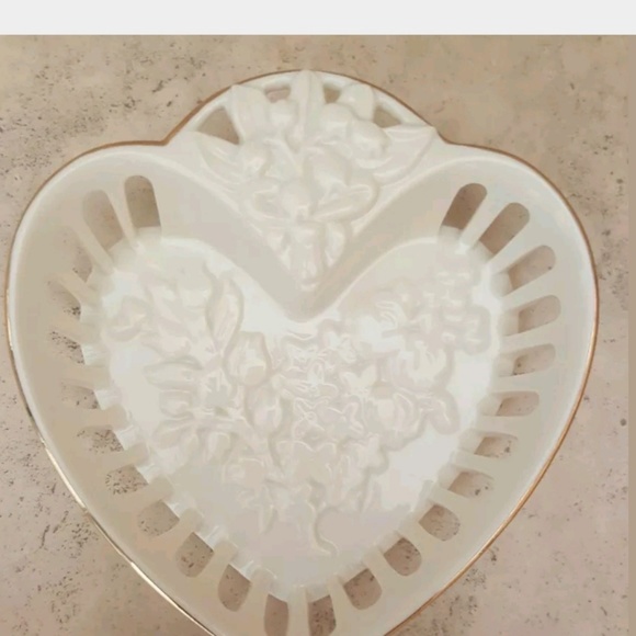 Lenox Forevermore Pierced Dish - Picture 2 of 5